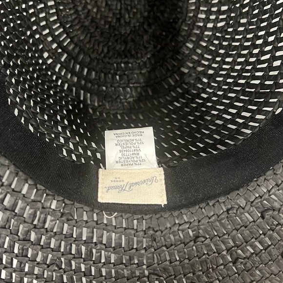 Black summer hat - Picture 3 of 4